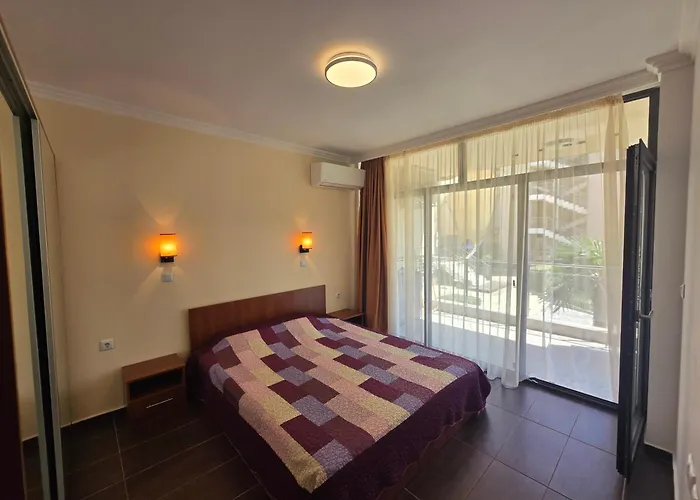 Dolche 2, Banana Tree Apartment Sveti Vlas