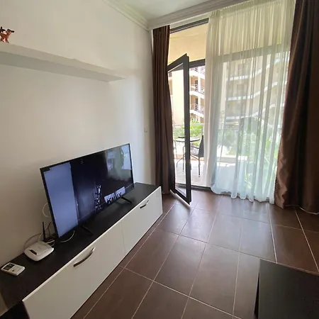 Dolche 2, Banana Tree Daire *